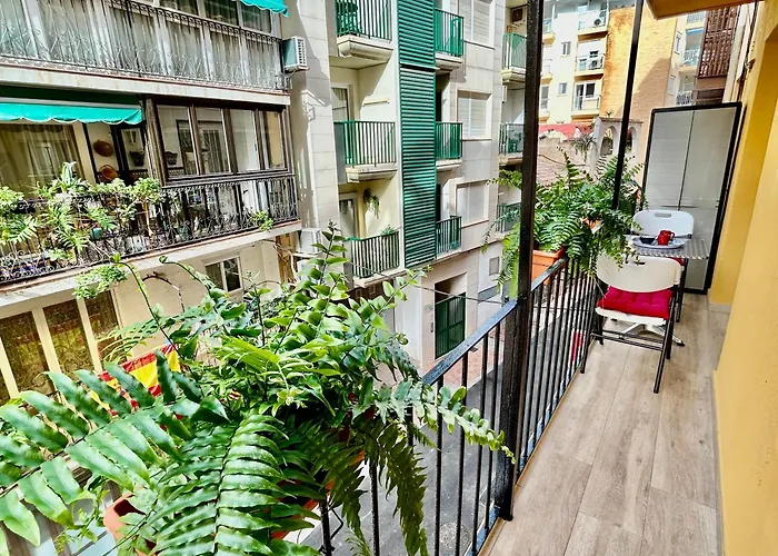 Casa De La Playa In The Old Town Of Benidorm